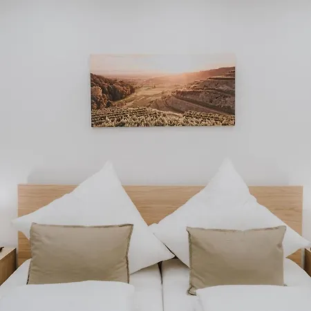 Ferienwohnung Am Weinberg Boetzingen Экстерьер фото