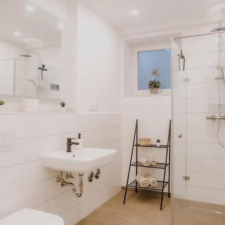Ferienwohnung Am Weinberg Boetzingen Экстерьер фото